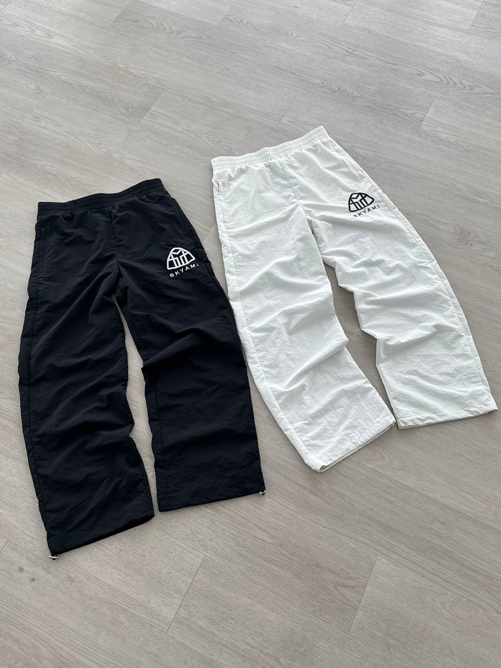 SKYAMI NYLON PANTS (BLACK)