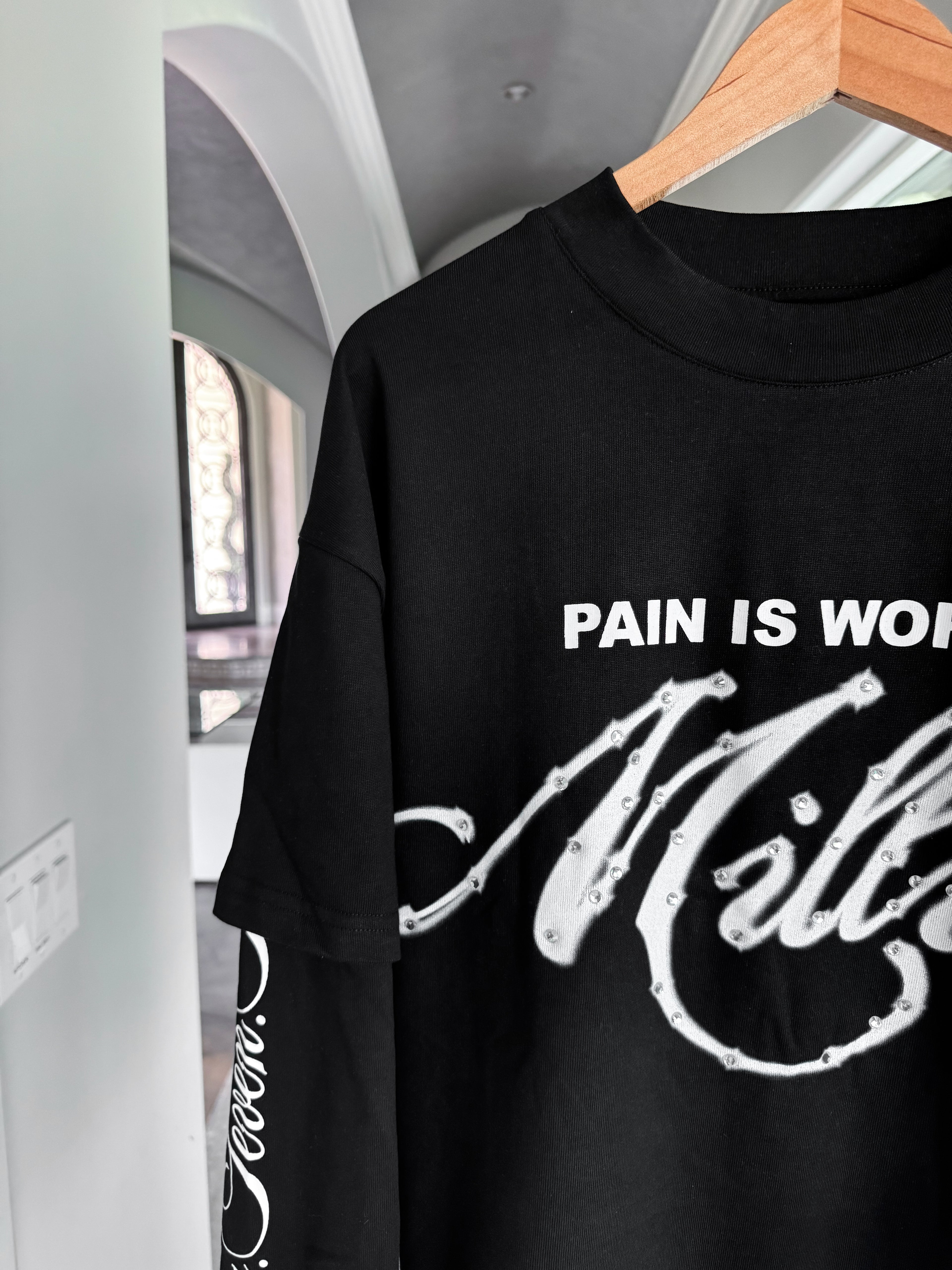 "MILLIONS" SHORT SLEEVE (WHITE)