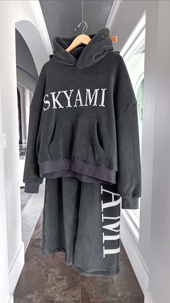 SKYAMI BLANKET HOODIE